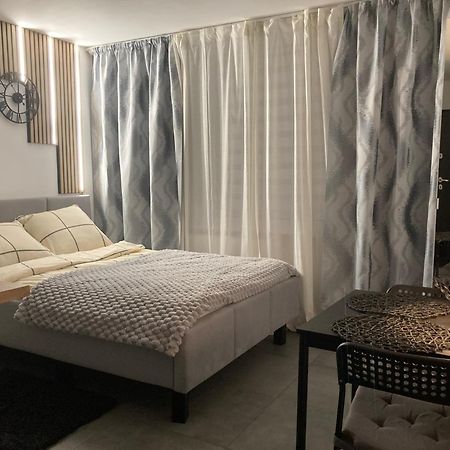 Green Park Inn Downtown Warsaw Ngoại thất bức ảnh