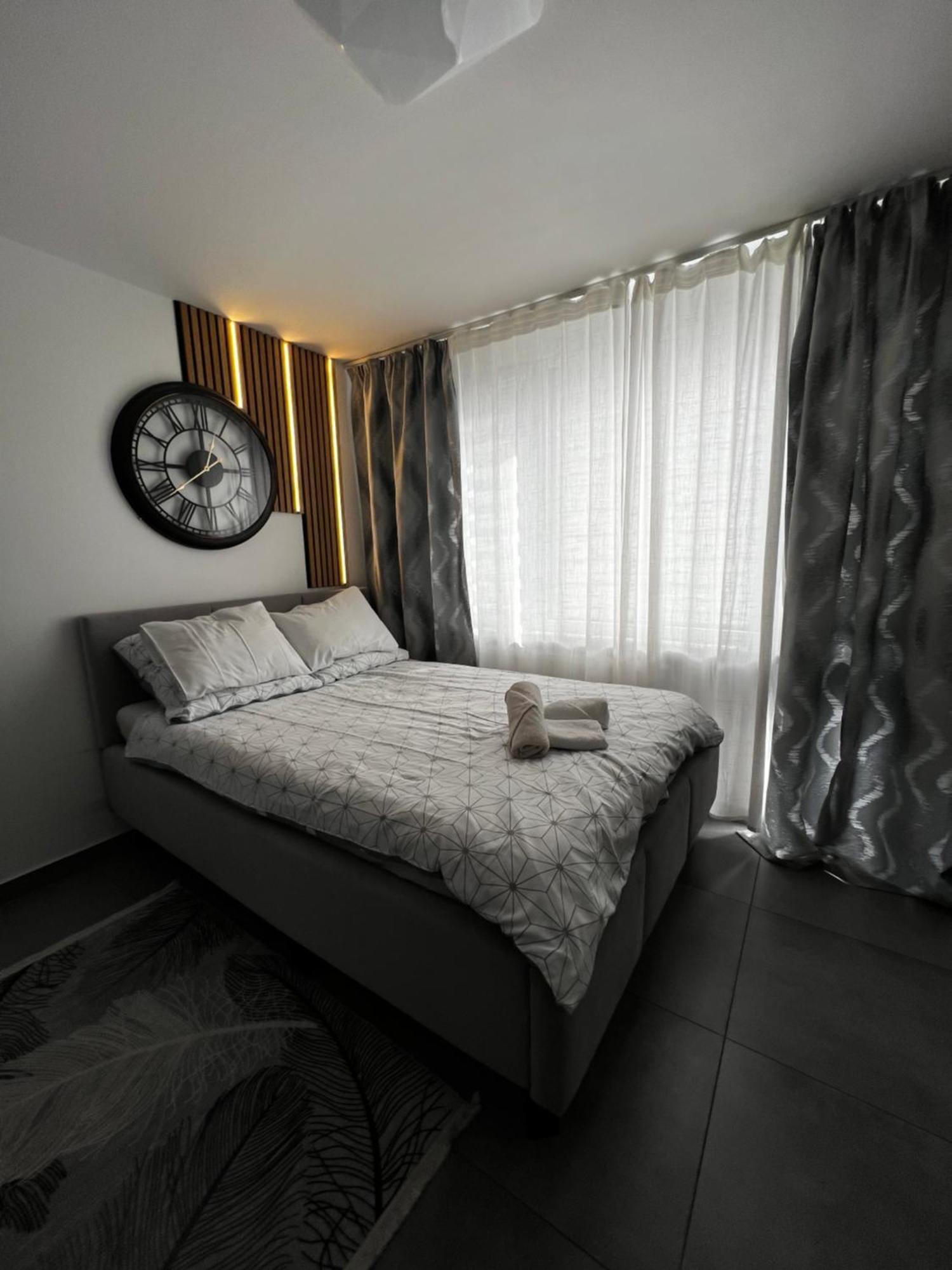Green Park Inn Downtown Warsaw Ngoại thất bức ảnh
